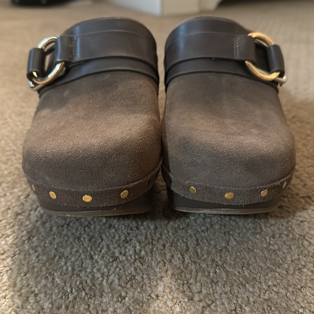 Yellow Box clogs - Picture 5 of 5